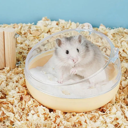 Hamster Antikantel Rijstkom hamster in grove zaagsel en geel voer