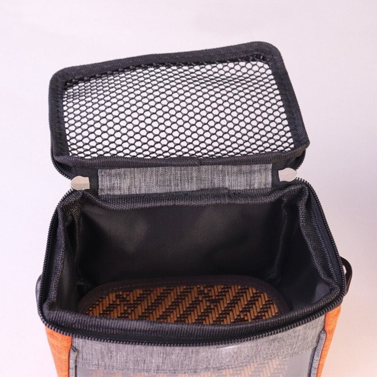 Hamsterdrager bovenaanzicht met openklep en ventilerend gaas