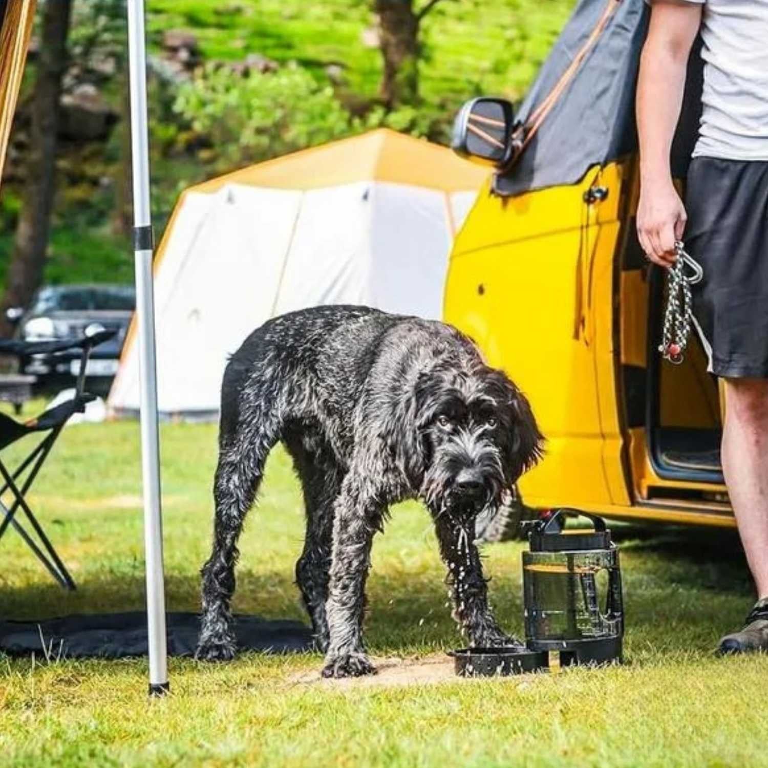 Hondenfles 2.2L Groot outdoor honden waterdispenser bij kamperen