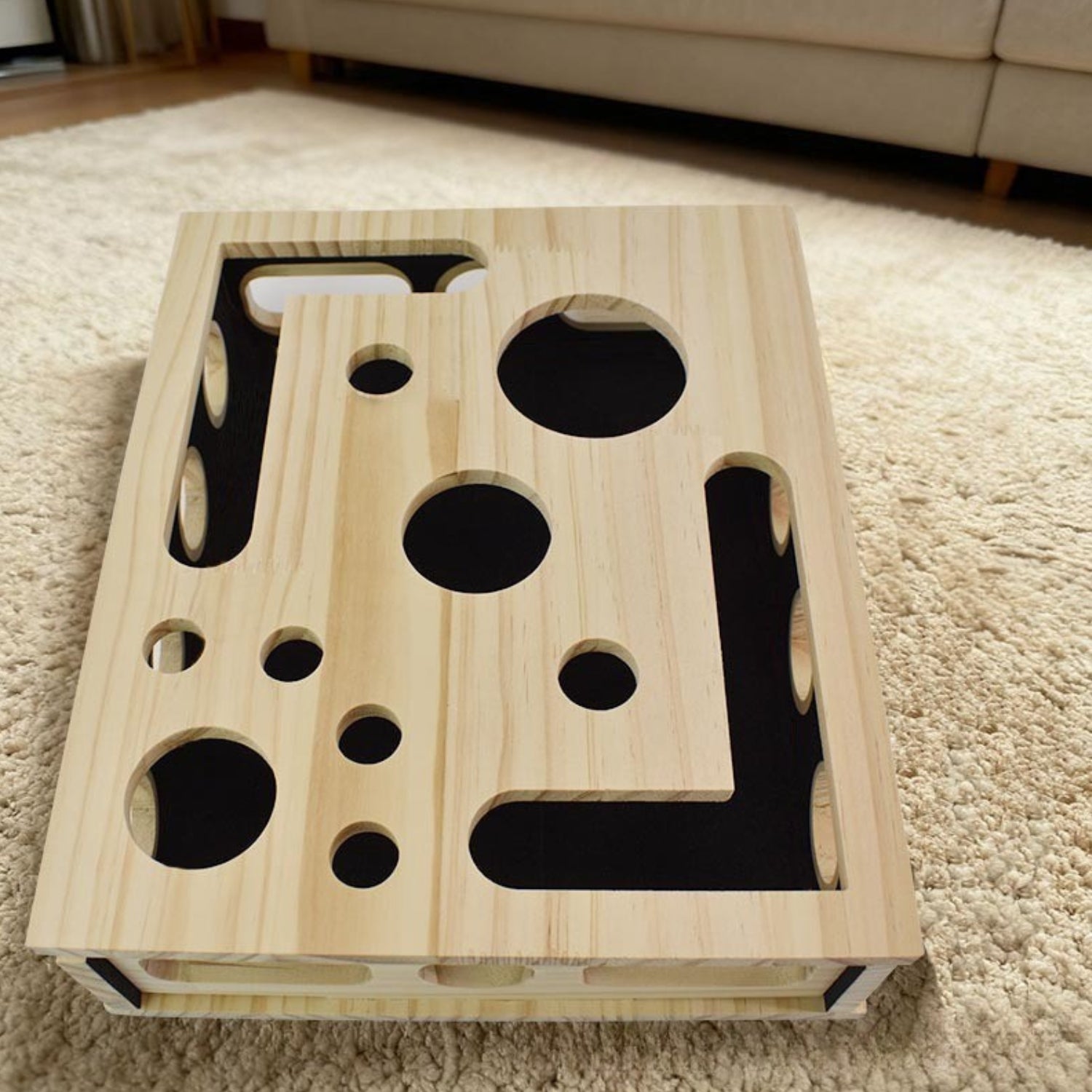 Houten Katten Doolhof Box kat speelt met puzzel nagelvijl box