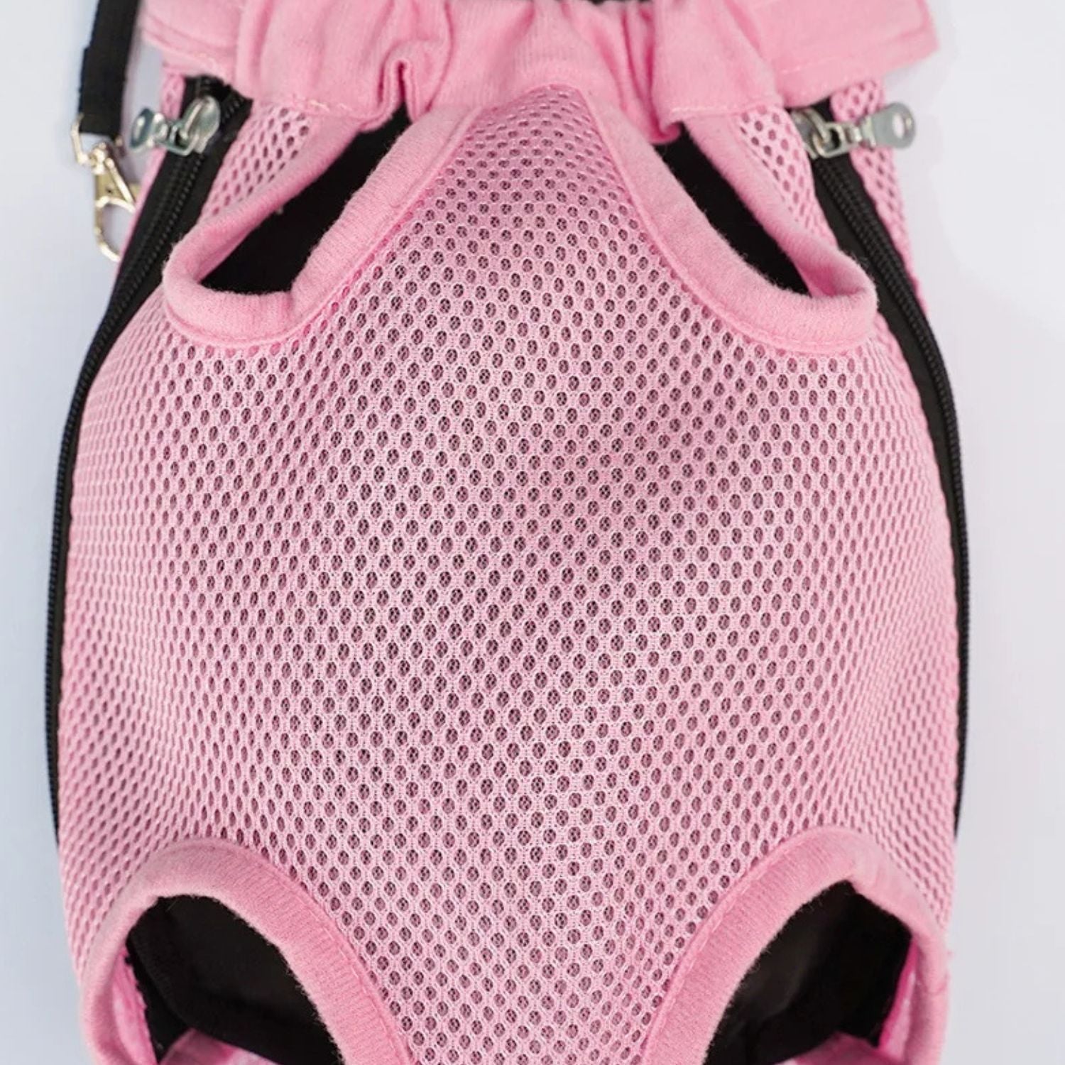 Huisdier Avonturenpakket dichtbijzicht op roze draagtas mesh stof