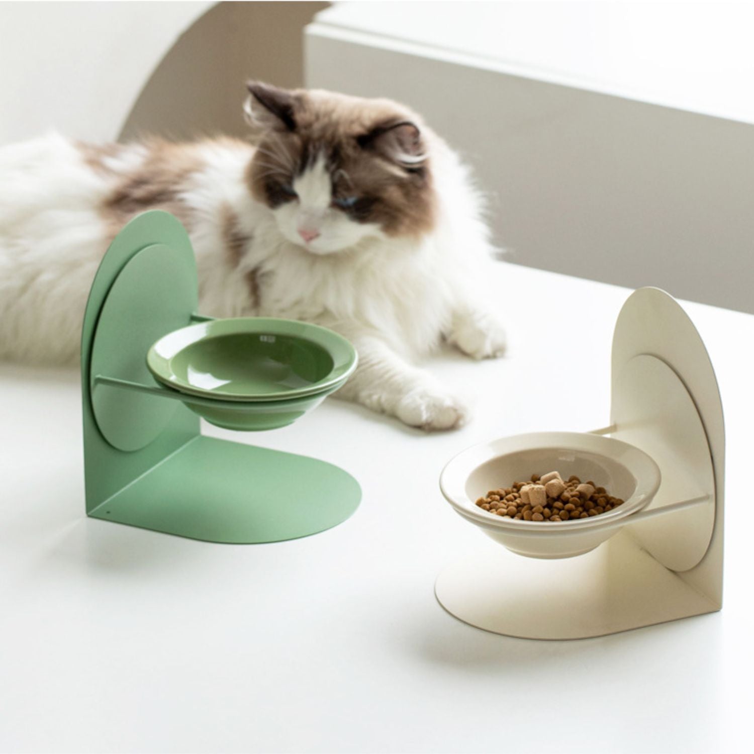 kattenkom keramiek verstelbaar dubbele voerbakken met witte kat